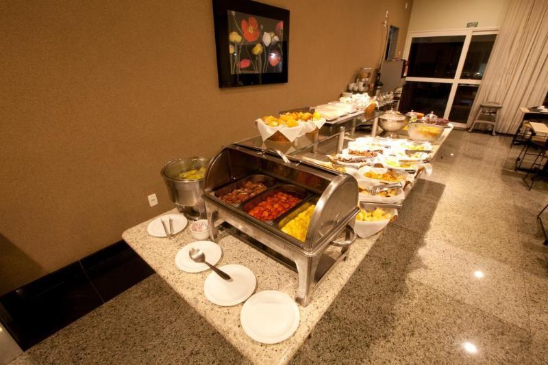 Oitis Hotel Goiânia Kültér fotó